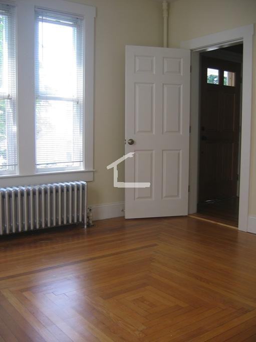 Eastburn St - Photo 2 of 7