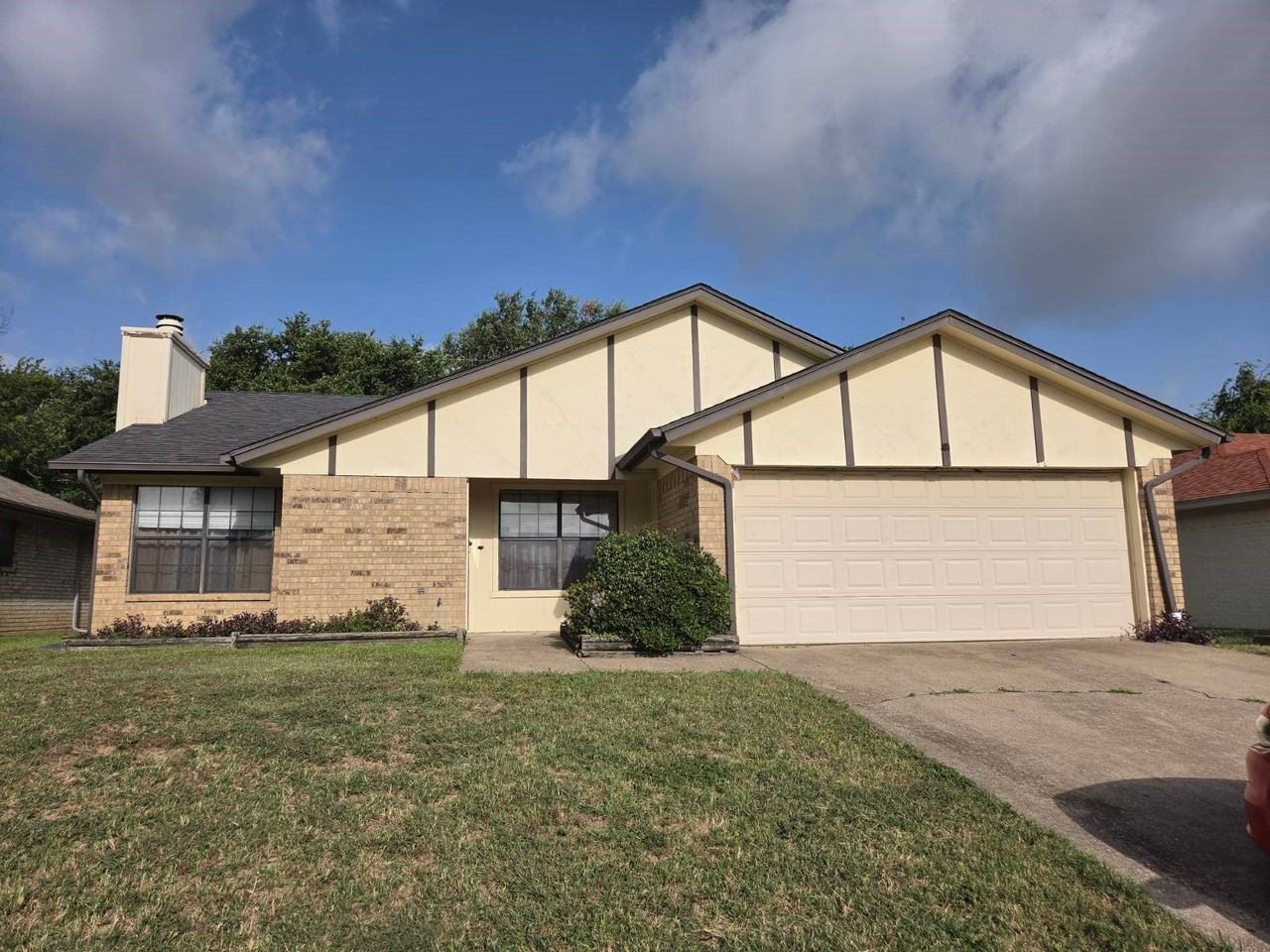 6509 Patsy Ln - Photo 2 of 12