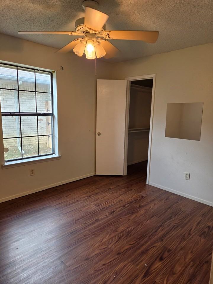 6509 Patsy Ln - Photo 4 of 12