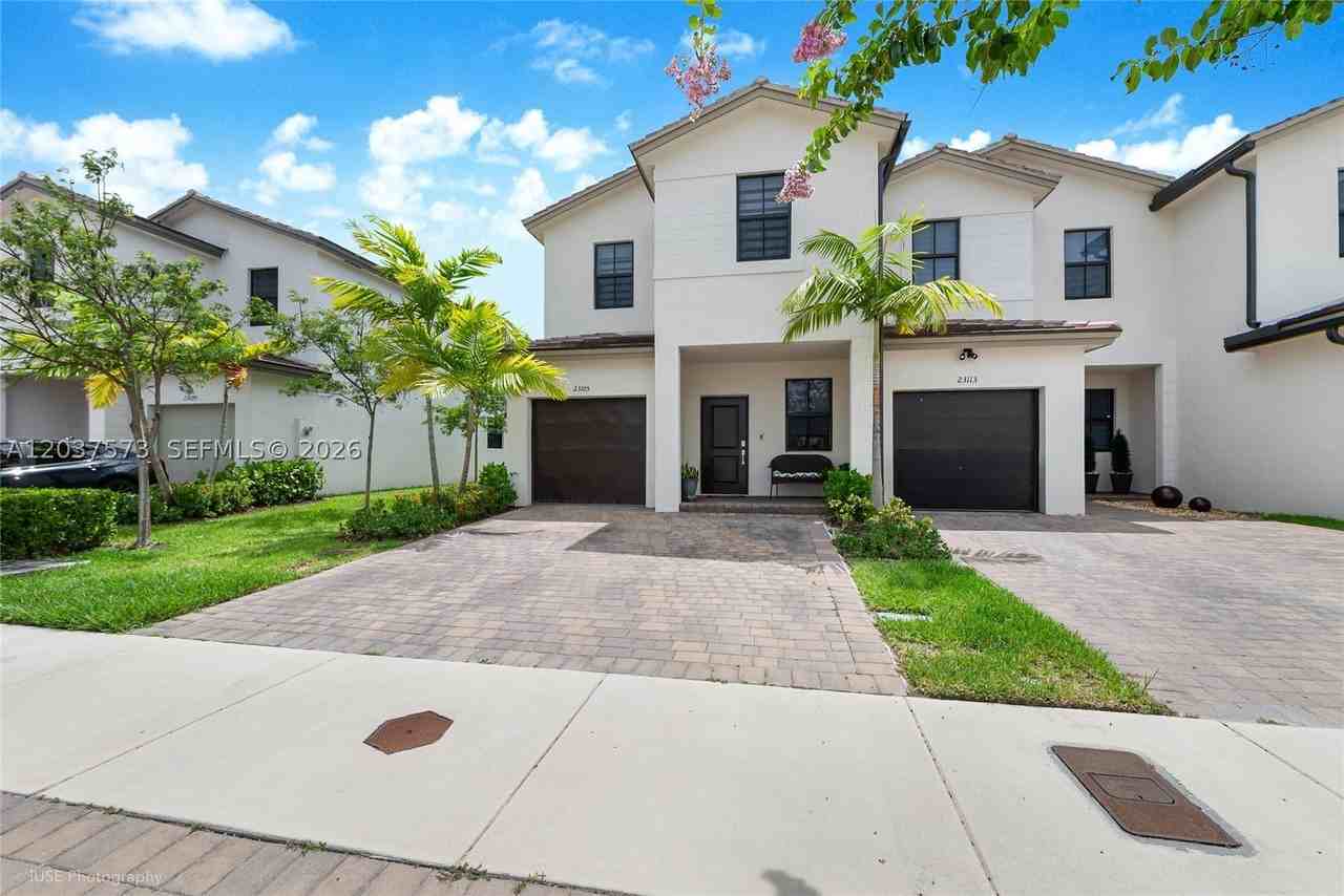 23105 Sw 128th Pl #23105