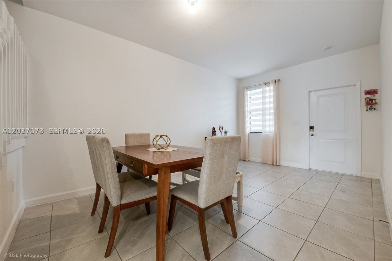 23105 Sw 128th Pl #23105 - Photo 6 of 24