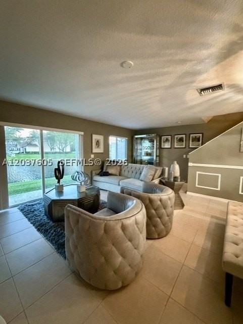 8968 Lancaster St - Photo 7 of 28