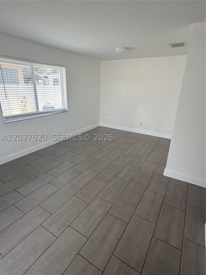 1315 N 22nd Ave #A2 - Photo 7 of 11