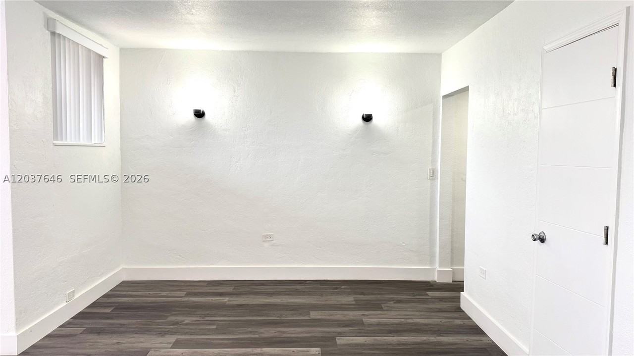 7619 Abbott Ave #9 - Photo 3 of 7