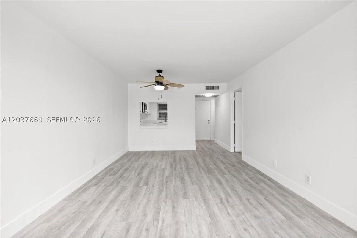 9441 Evergreen Pl #206 - Photo 4 of 26