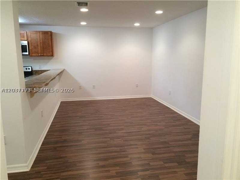 22811 Sw 88th Pl #2-22 - Photo 4 of 14