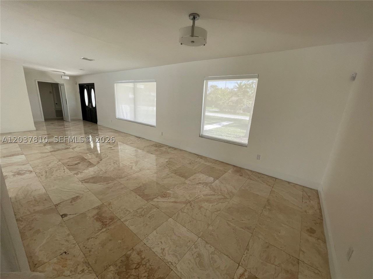 7361 Sw 117th Ter - Photo 3 of 15