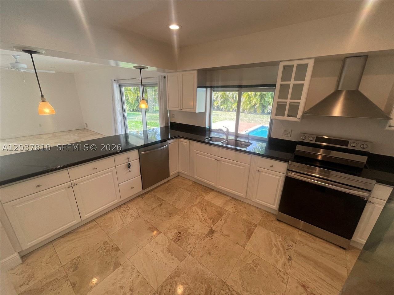 7361 Sw 117th Ter - Photo 7 of 15