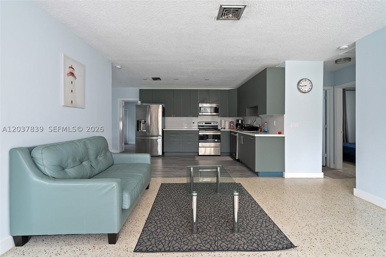 644 Sw 7th Ct #0 - Photo 7 of 50