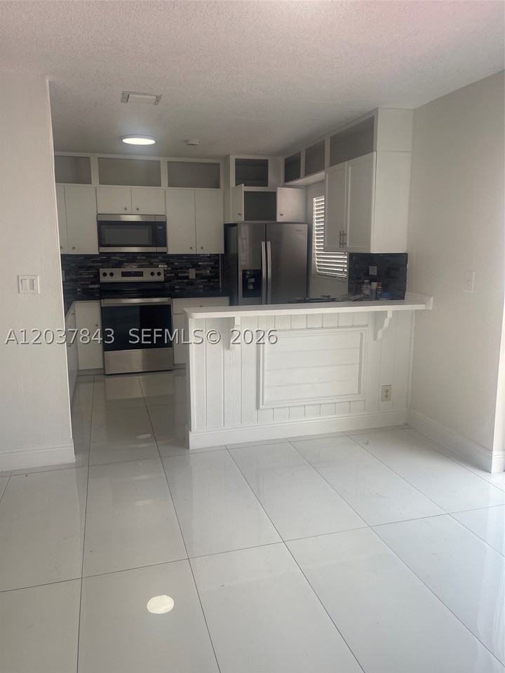 22330 Sw 103rd Ct #0 - Photo 3 of 11