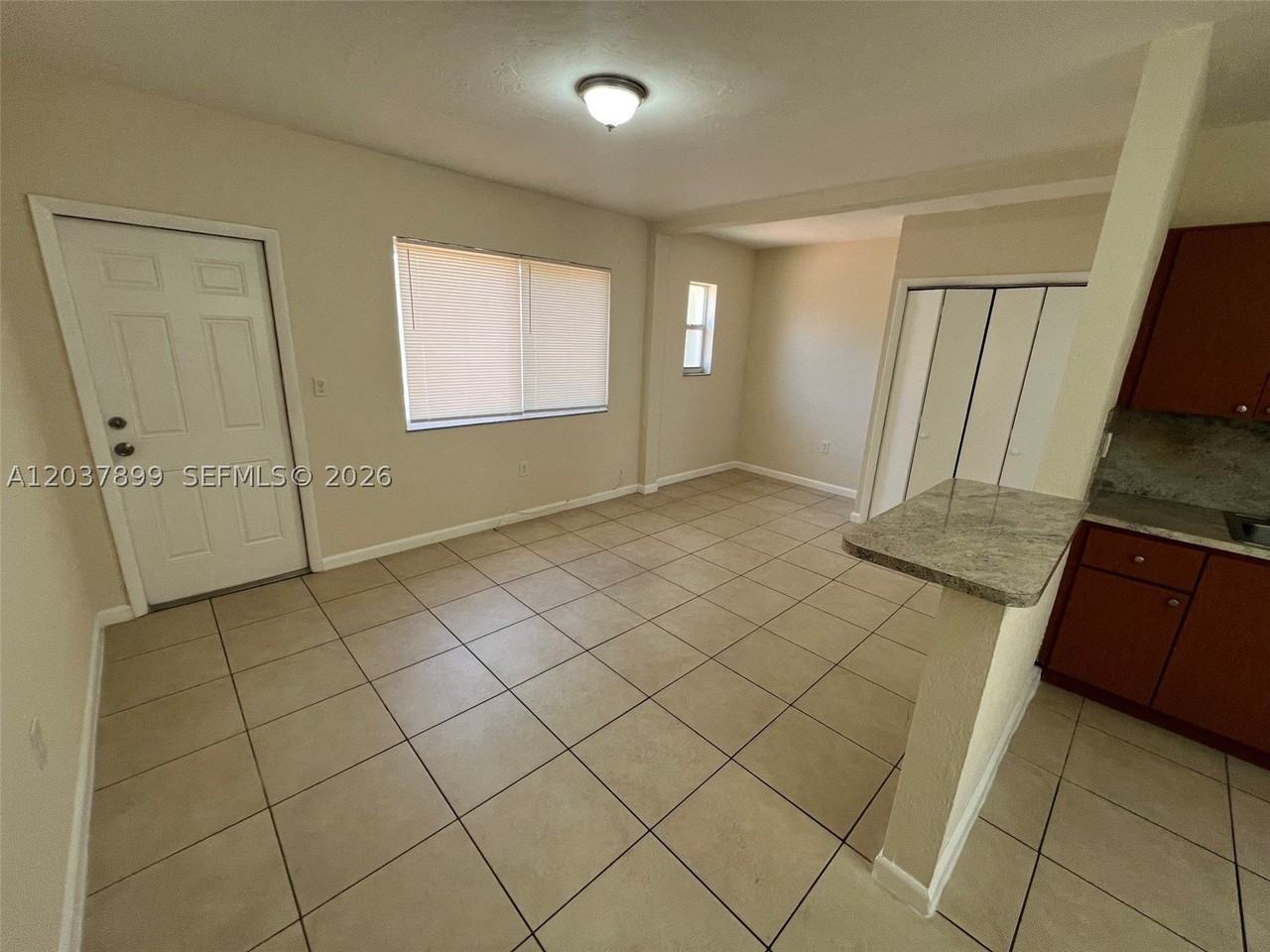686 Ne 85th St #3B - Photo 5 of 5