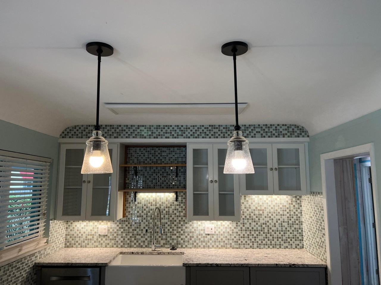 1927 Cypress Ave - Photo 5 of 17