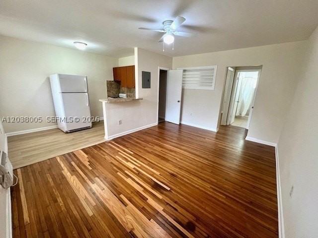 692 Ne 85th St #5 - Photo 2 of 5