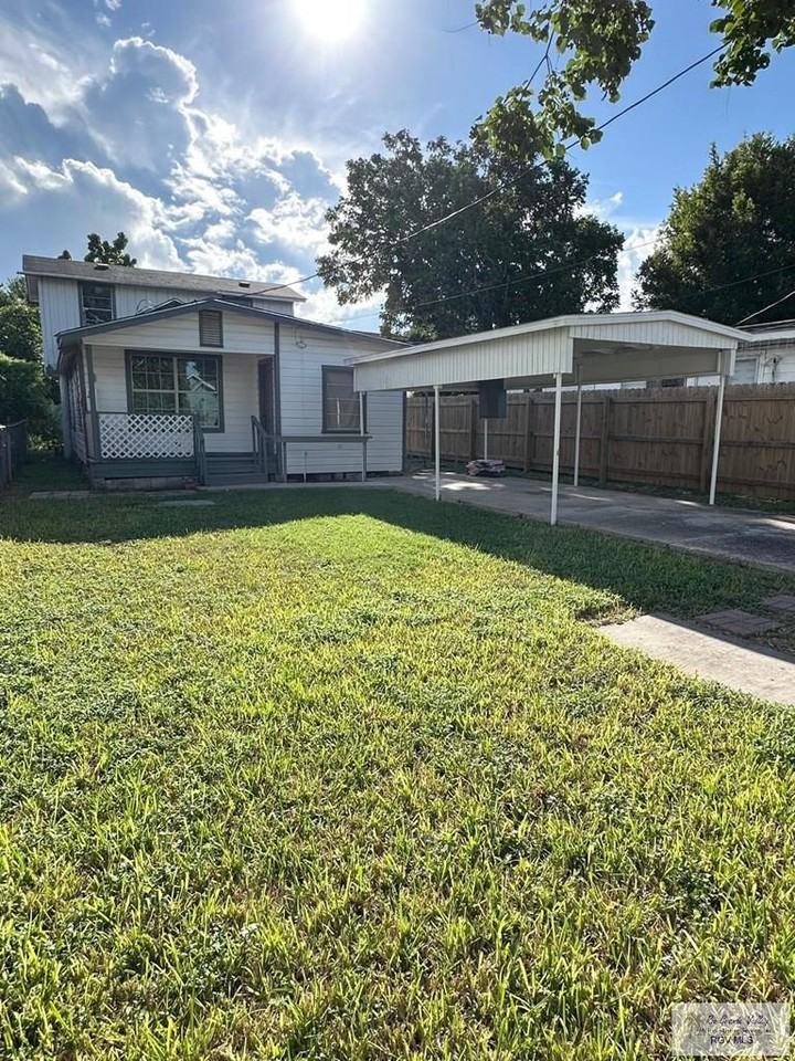 1646 Arthur St - Photo 3 of 20