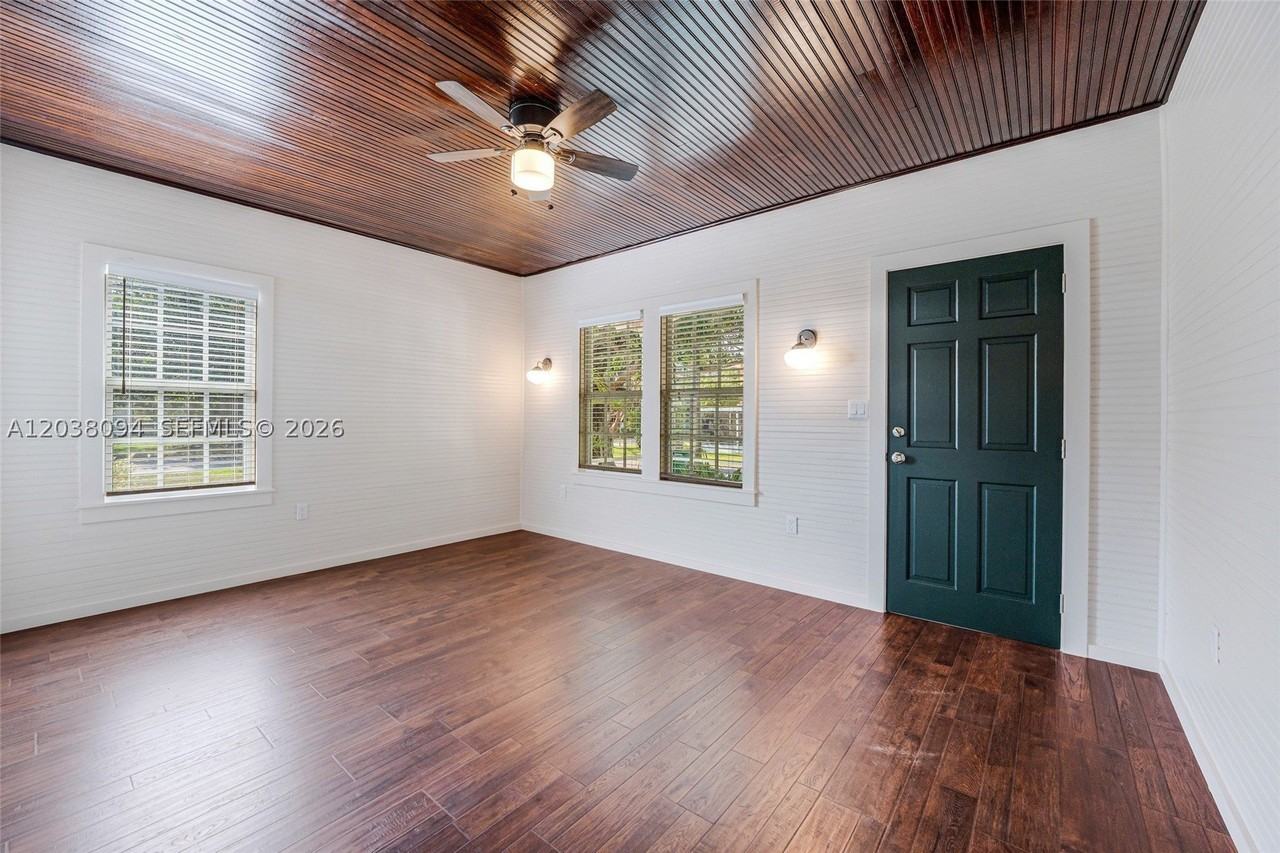 3826 Oak Ave #3826 - Photo 5 of 20