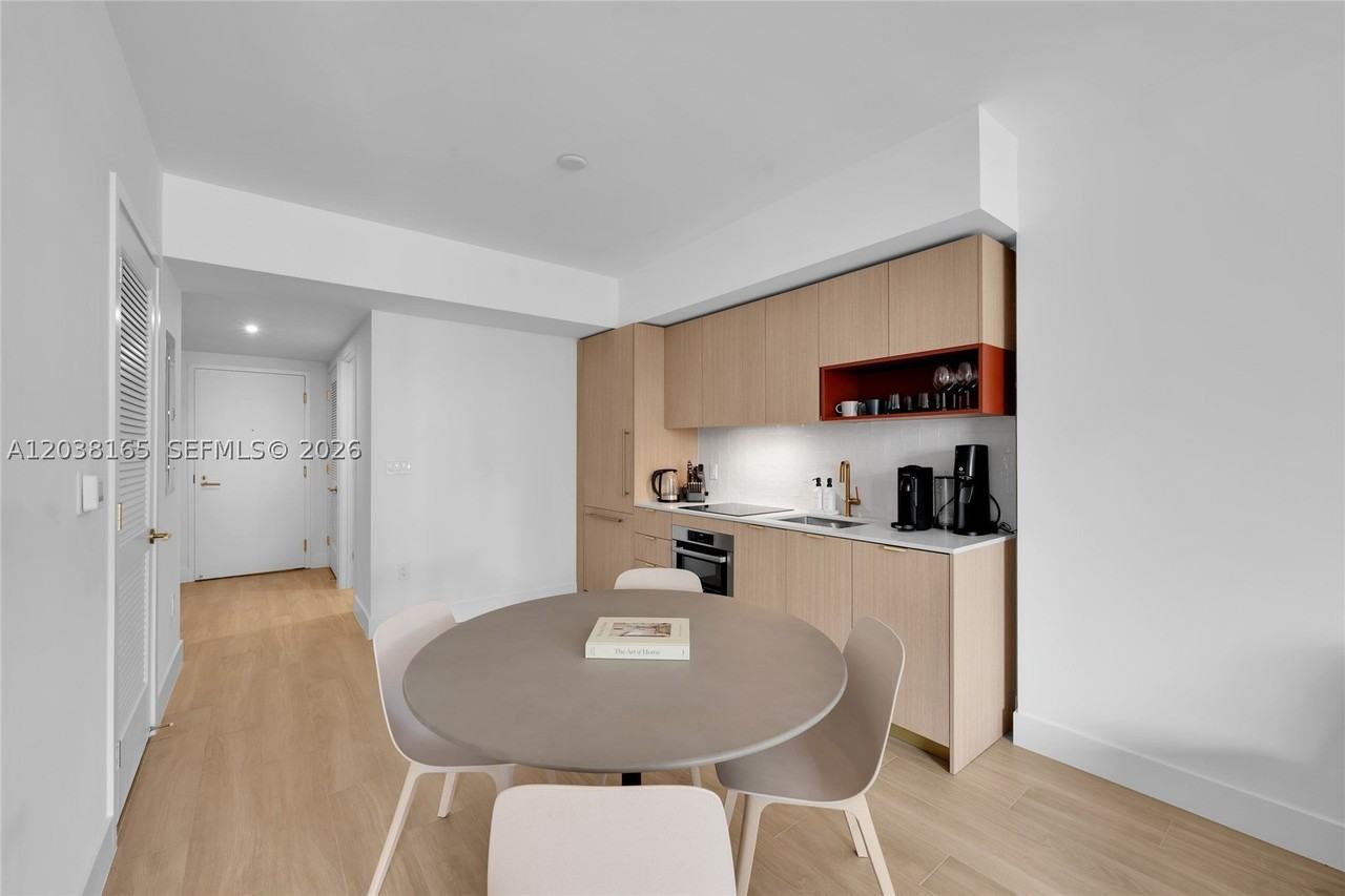 90 NE 32nd #406 - Photo 5 of 23