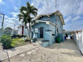 featured image of 236 Sw 10th Ave #B