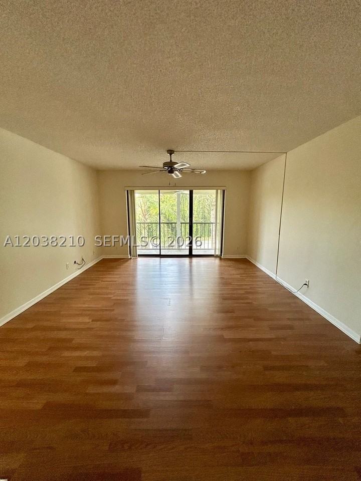 1113 Green Pine Blvd #H2 - Photo 4 of 16