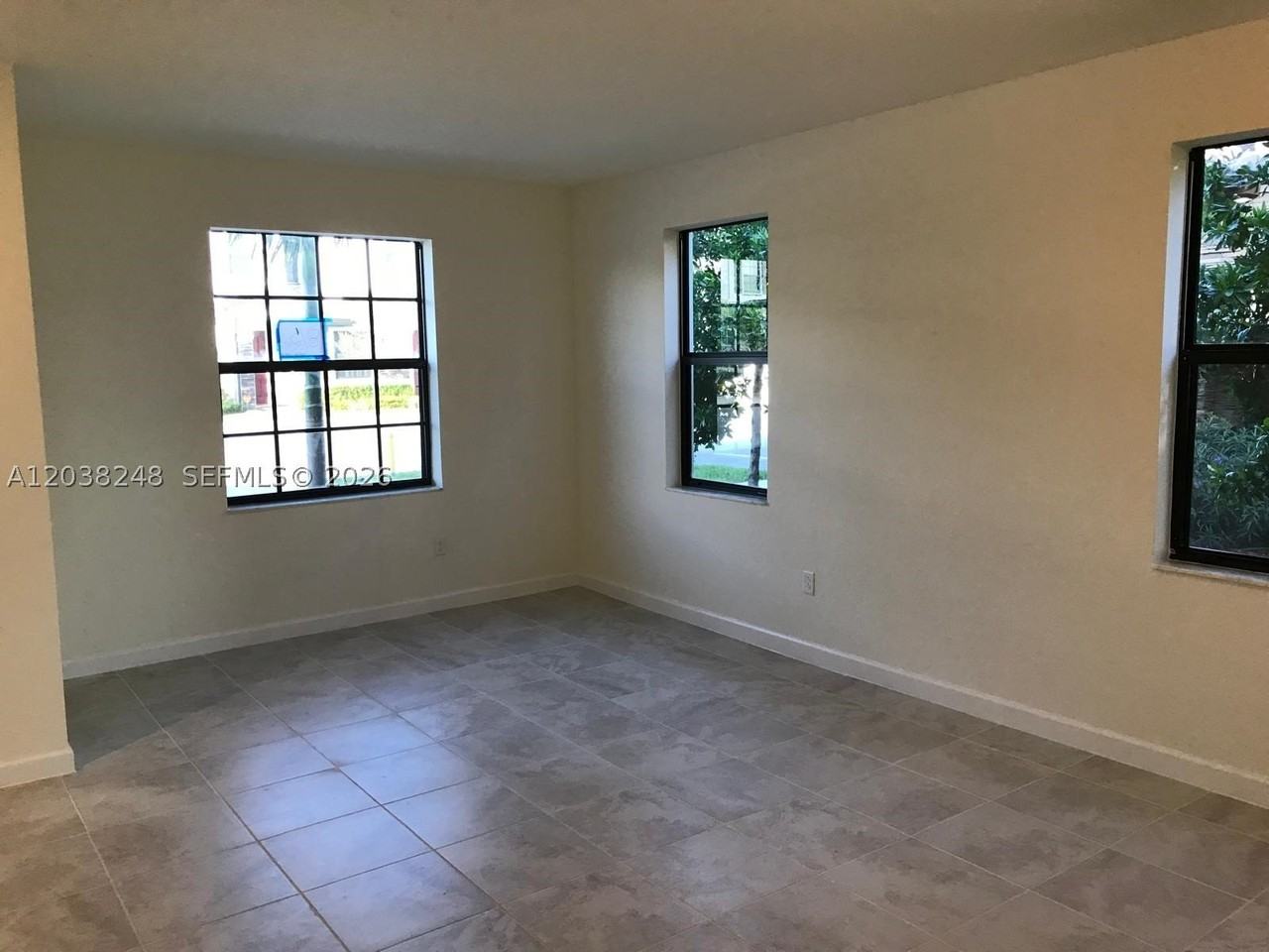 11520 SW 250TH HOMESTEAD #6040 - Photo 3 of 12