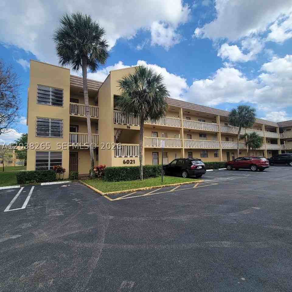 6021 Nw 61st Ave #207