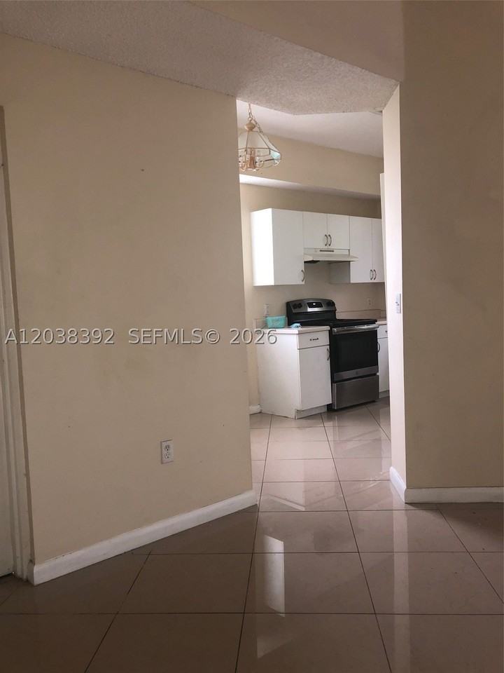 6992 Sw 39th St #I101 - Photo 5 of 26