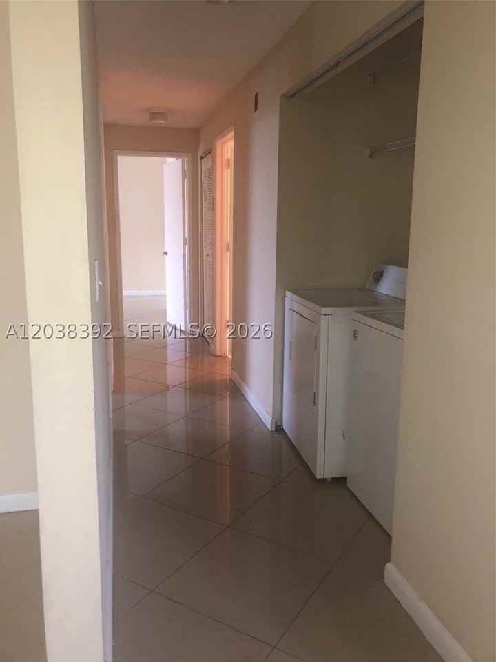6992 Sw 39th St #I101 - Photo 7 of 26
