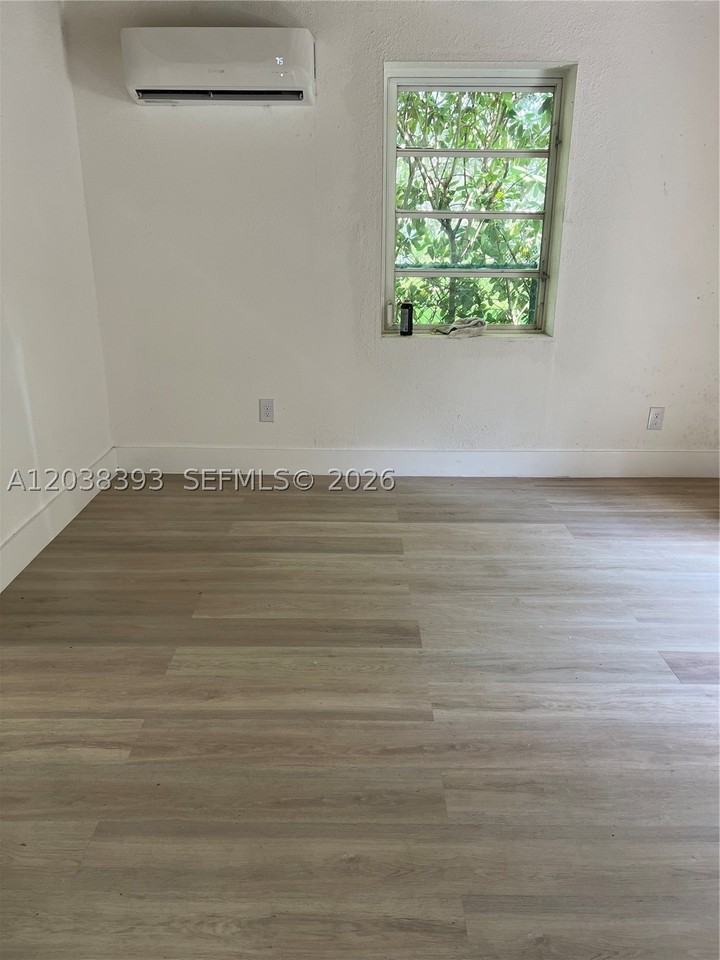 16601 Sw 83rd Ct #3 - Photo 7 of 9