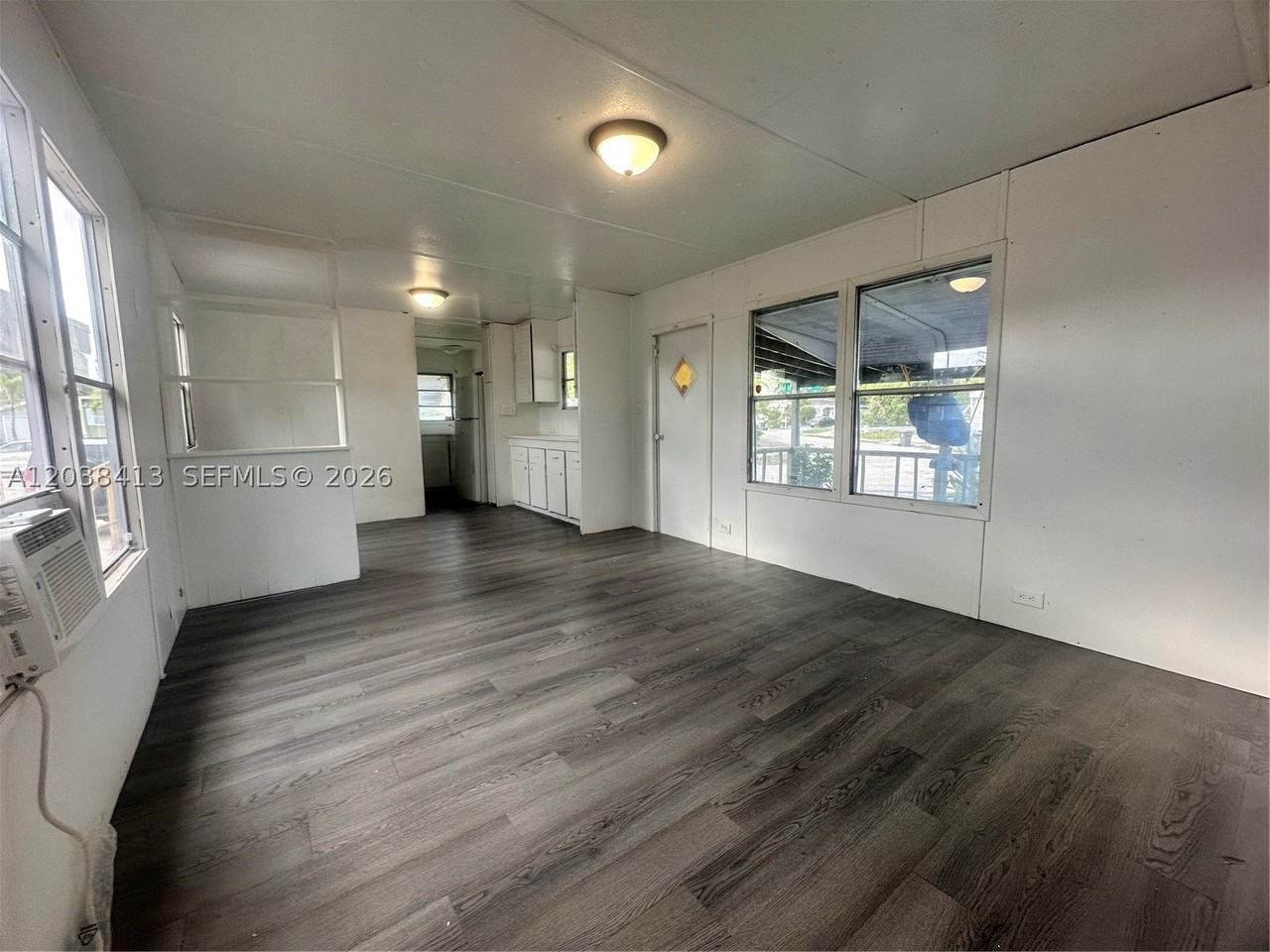 2961 Plumosa Ln #H - Photo 2 of 36