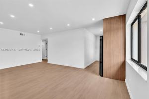 featured image of 1924 Ne 26th St #4