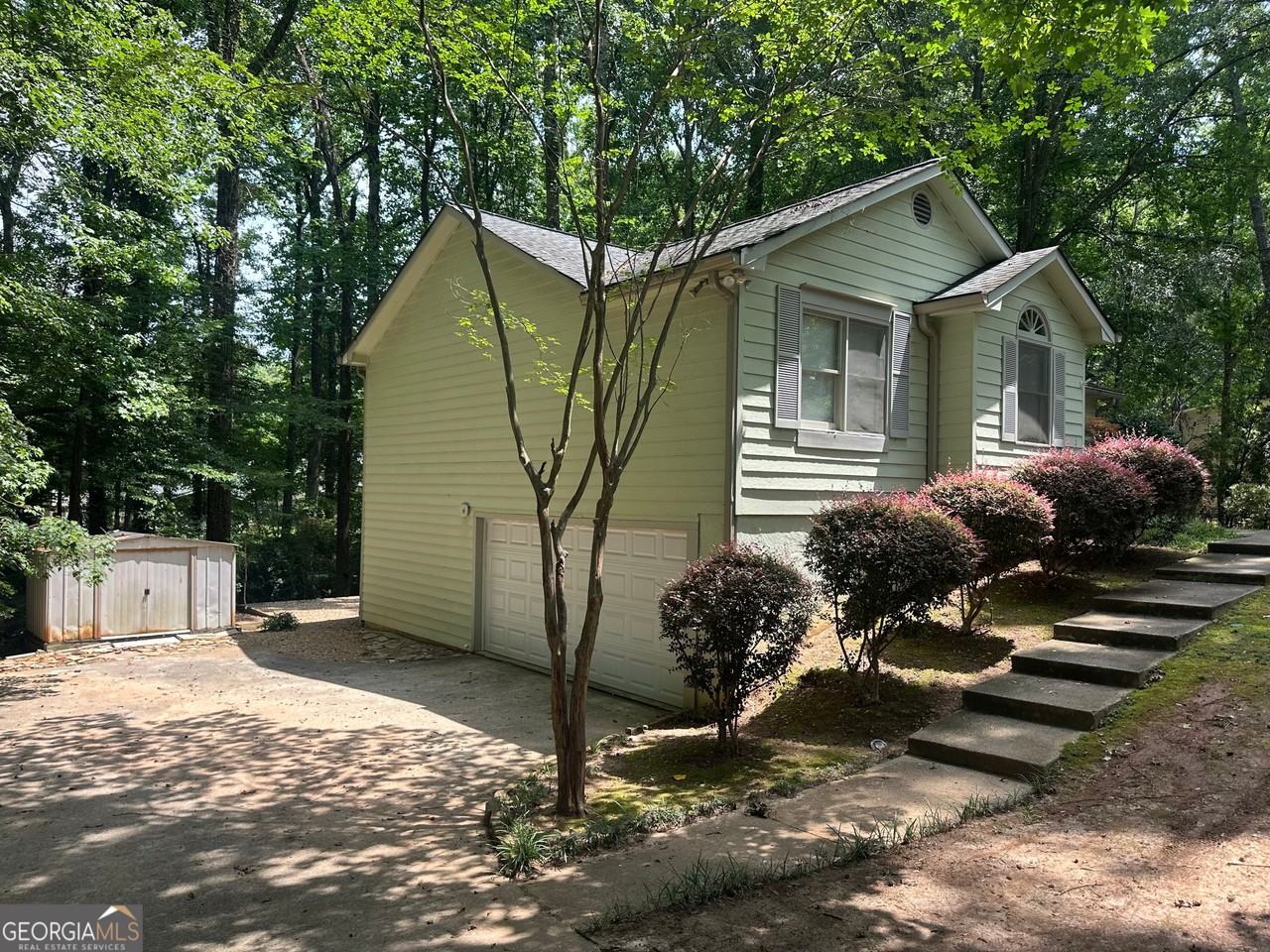 344 Summer Pl - Photo 2 of 27