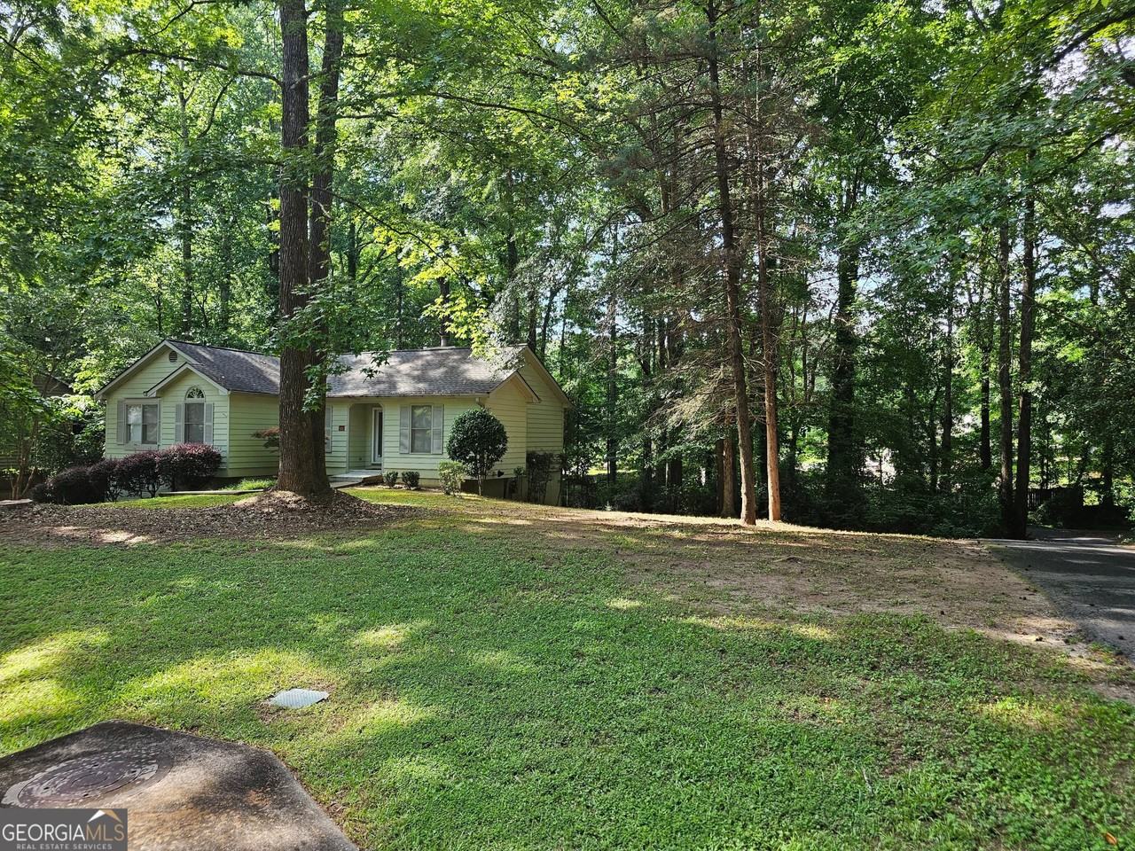 344 Summer Pl - Photo 4 of 27