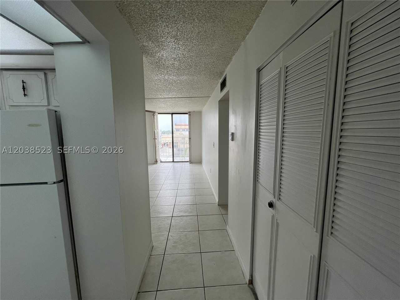 920 Ne 169th St #504 - Photo 7 of 9