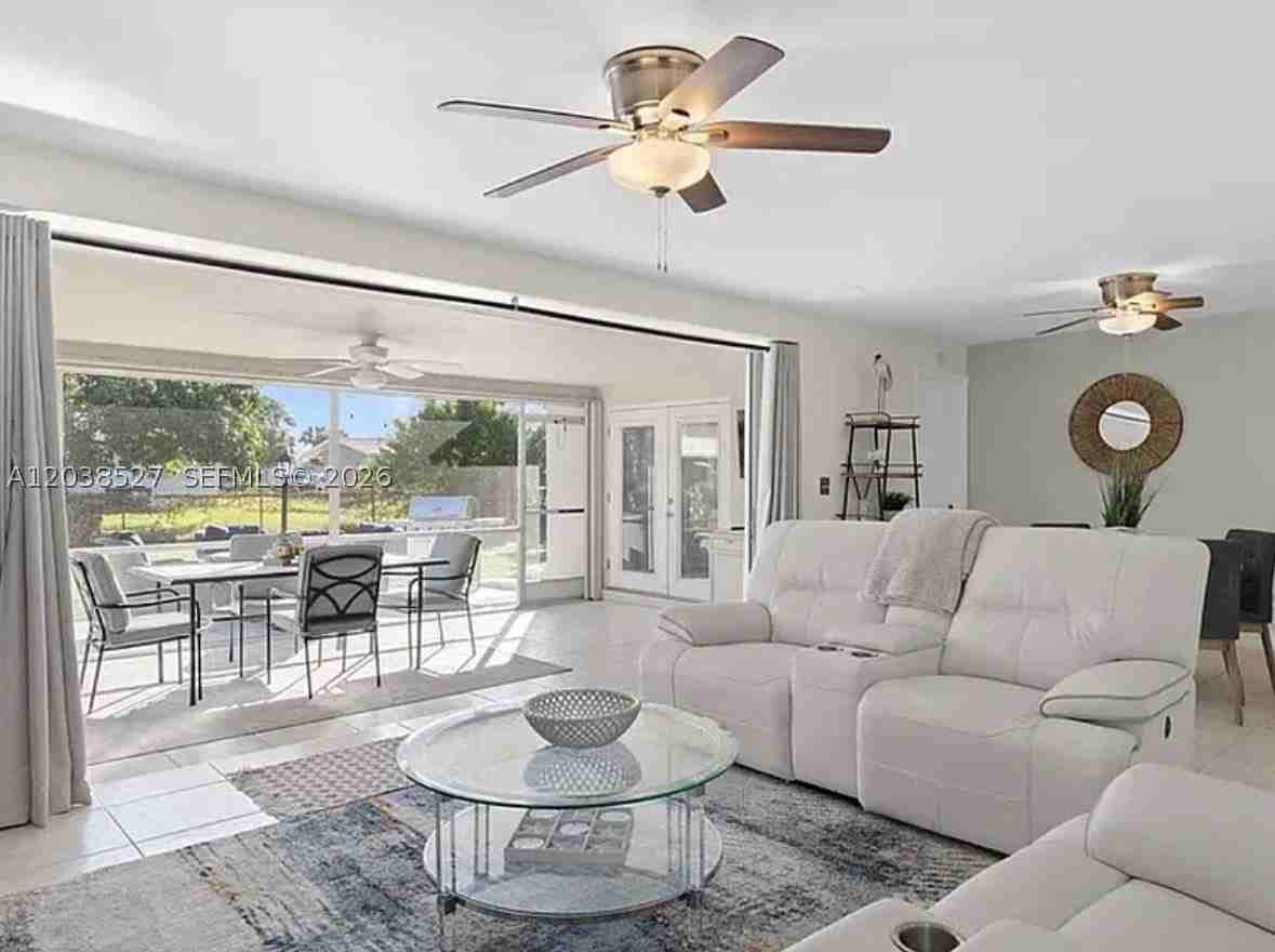 2623 Se 17th Ave #2623 - Photo 3 of 13