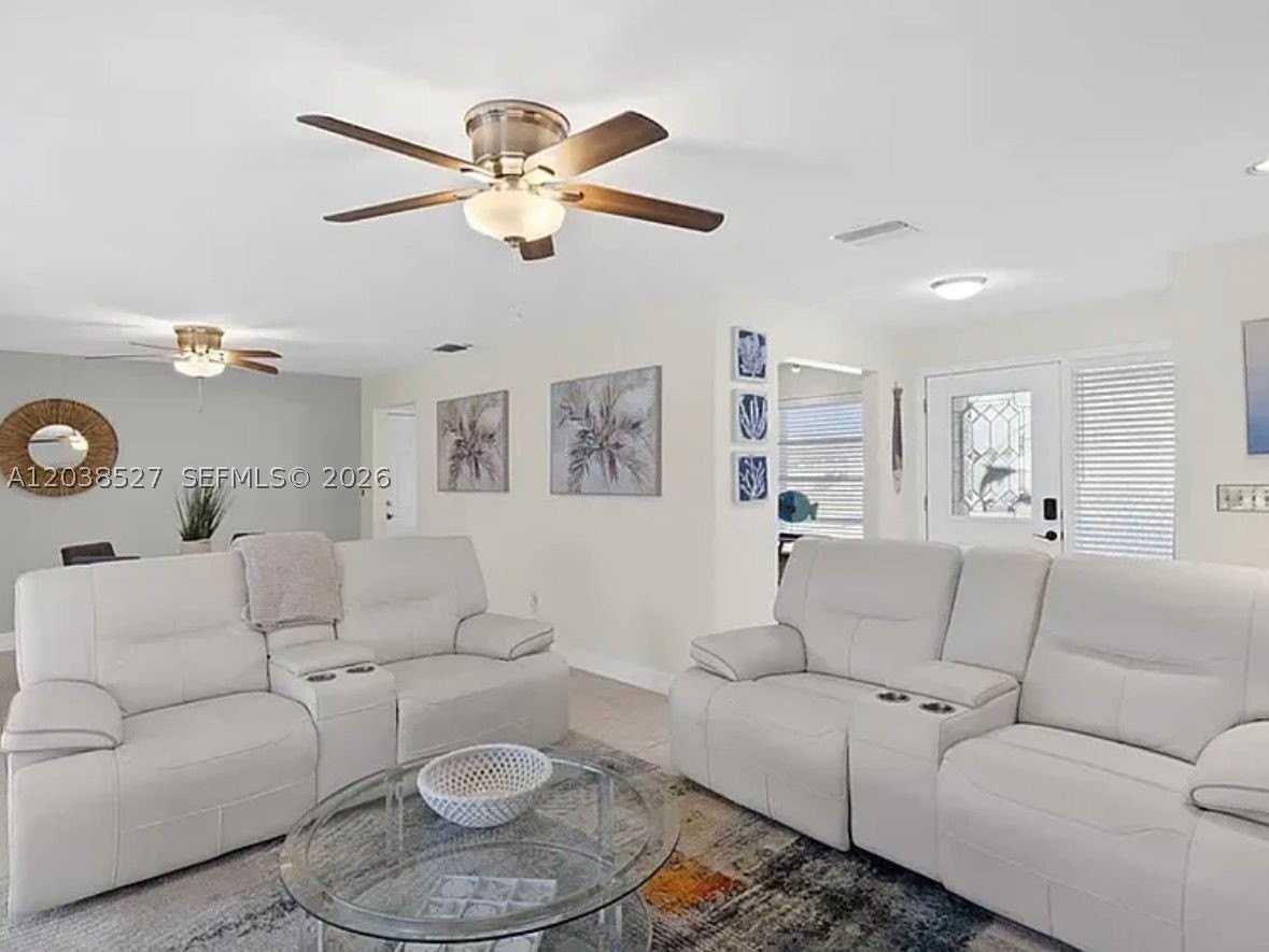 2623 Se 17th Ave #2623 - Photo 5 of 13
