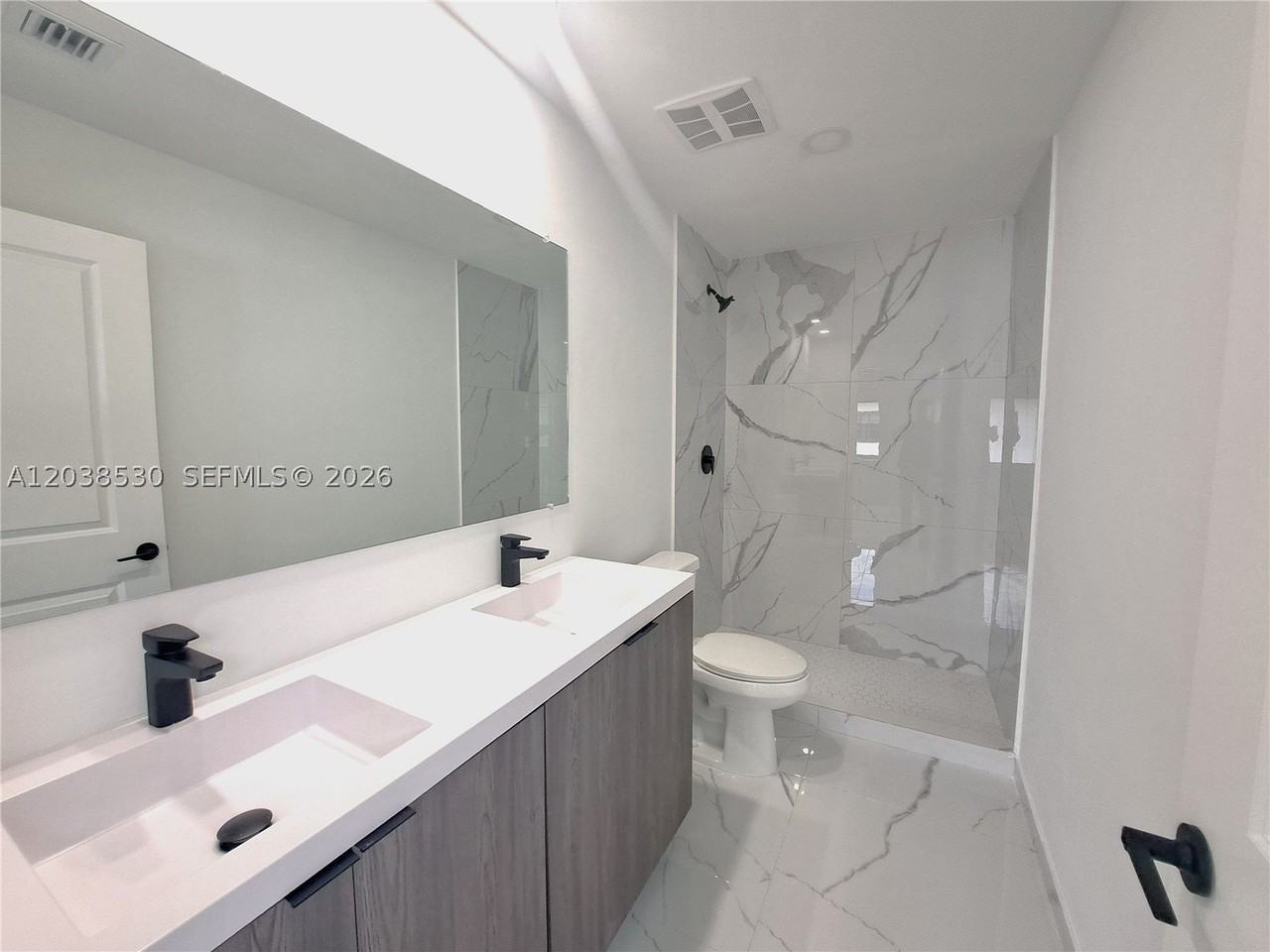 1373 Nw 1st St #1373 - Photo 6 of 40