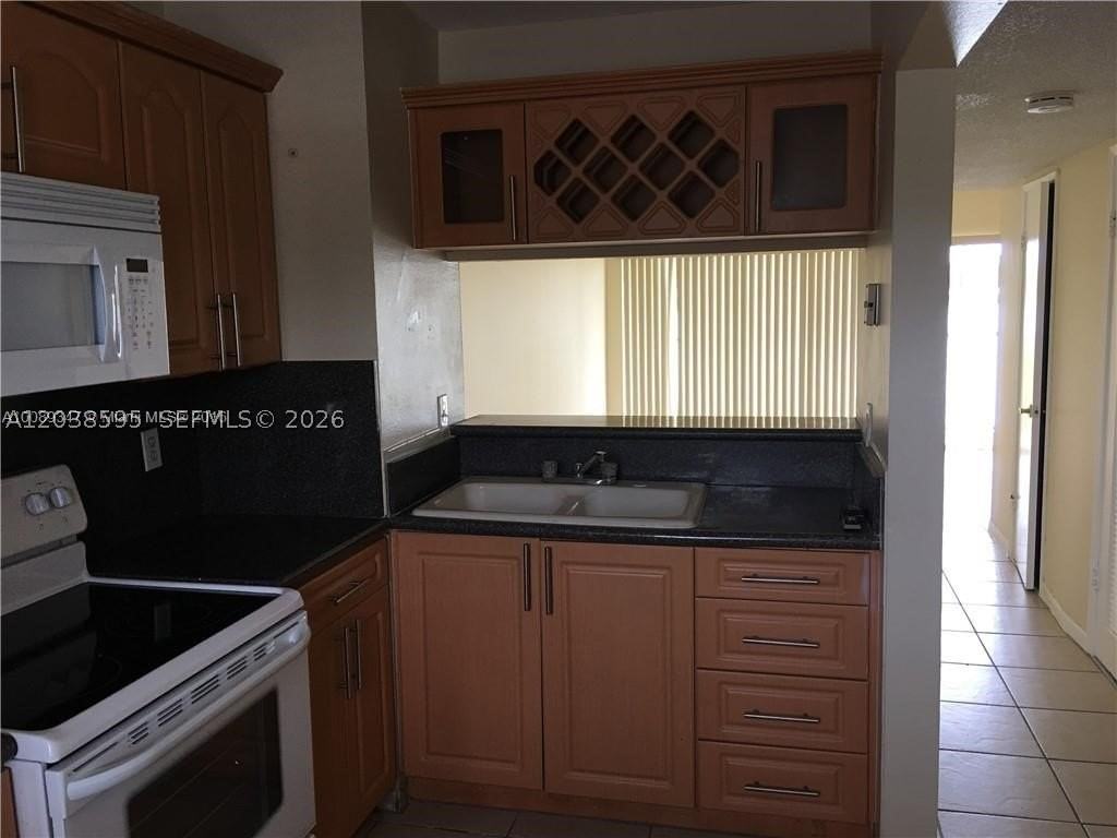 315 Nw 109th Ave #207 - Photo 6 of 18