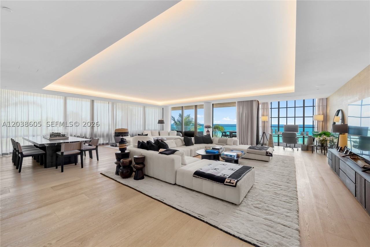 8955 Collins Ave #301