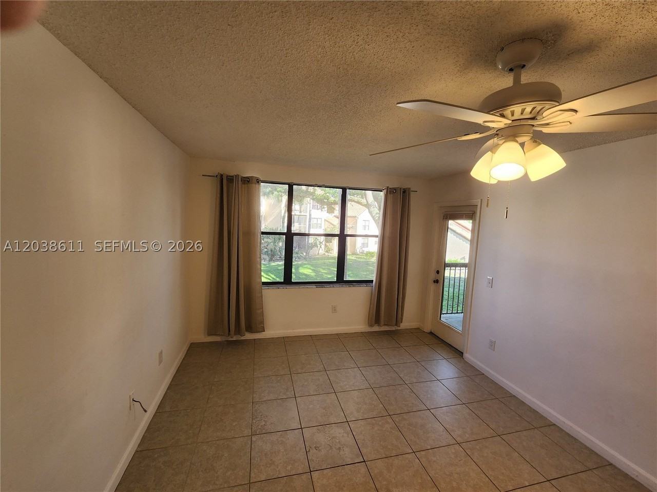 4401 W Mcnab Rd #16 - Photo 2 of 18