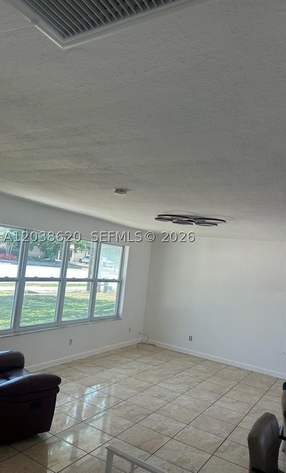 4020 Country Club Blvd #0 - Photo 3 of 11