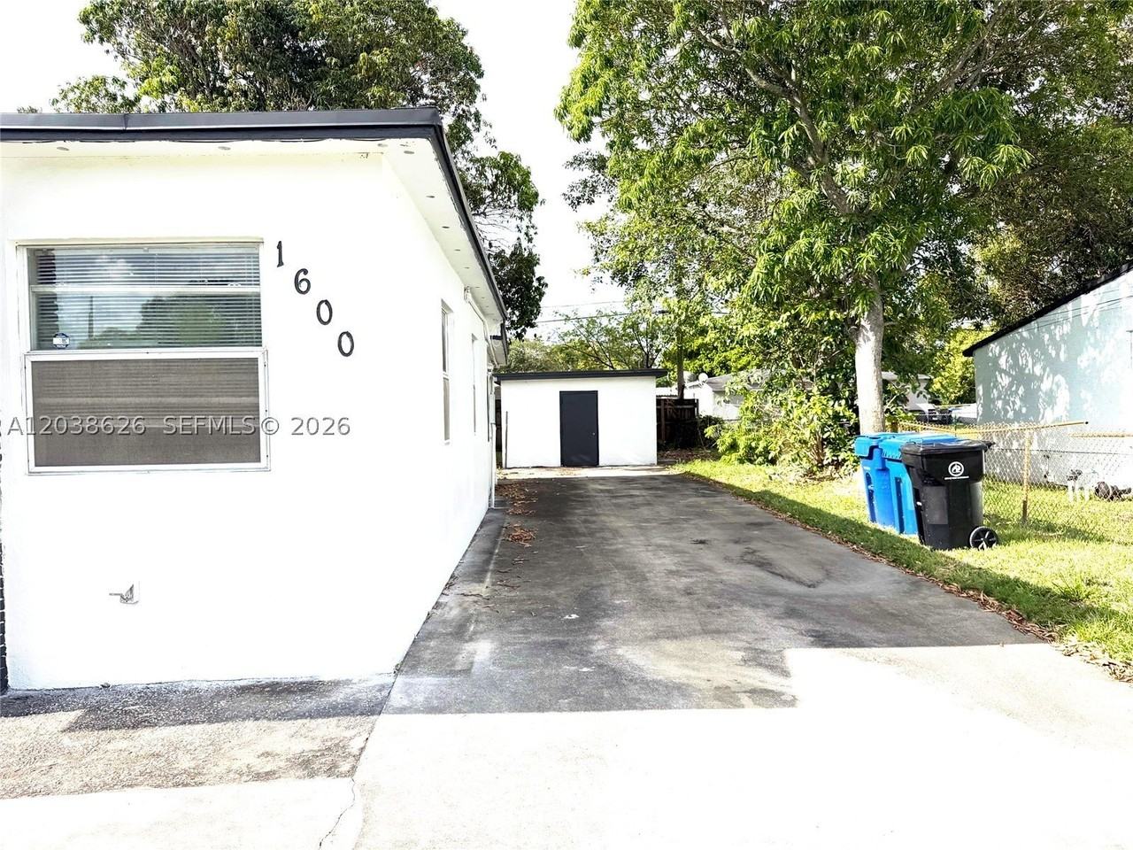 1600 Nw 13th Ct #1 - Photo 2 of 12