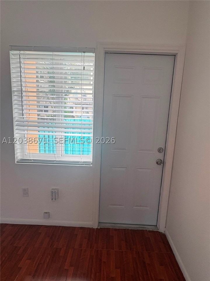 481 Nw 84th Ln #481 - Photo 6 of 18