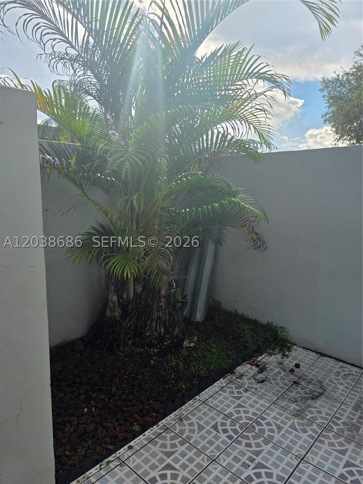 8000 Sw 152nd Ave #115 - Photo 5 of 24