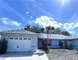 1808 Sw Santa Barbara Pl - Photo 1 of 1