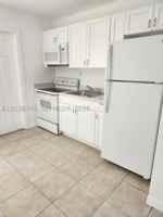 featured image of 726 21st St #3