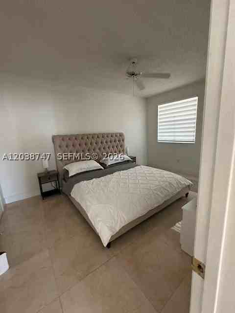3125 Ne 184th St - Photo 6 of 37