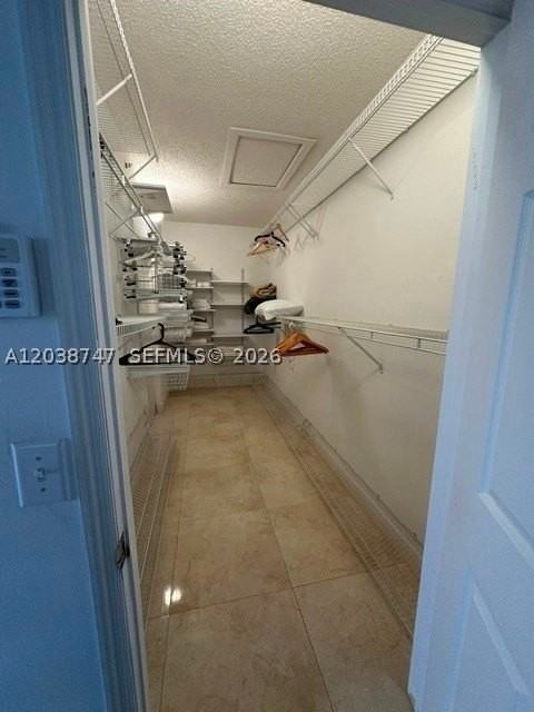 3125 Ne 184th St - Photo 7 of 37