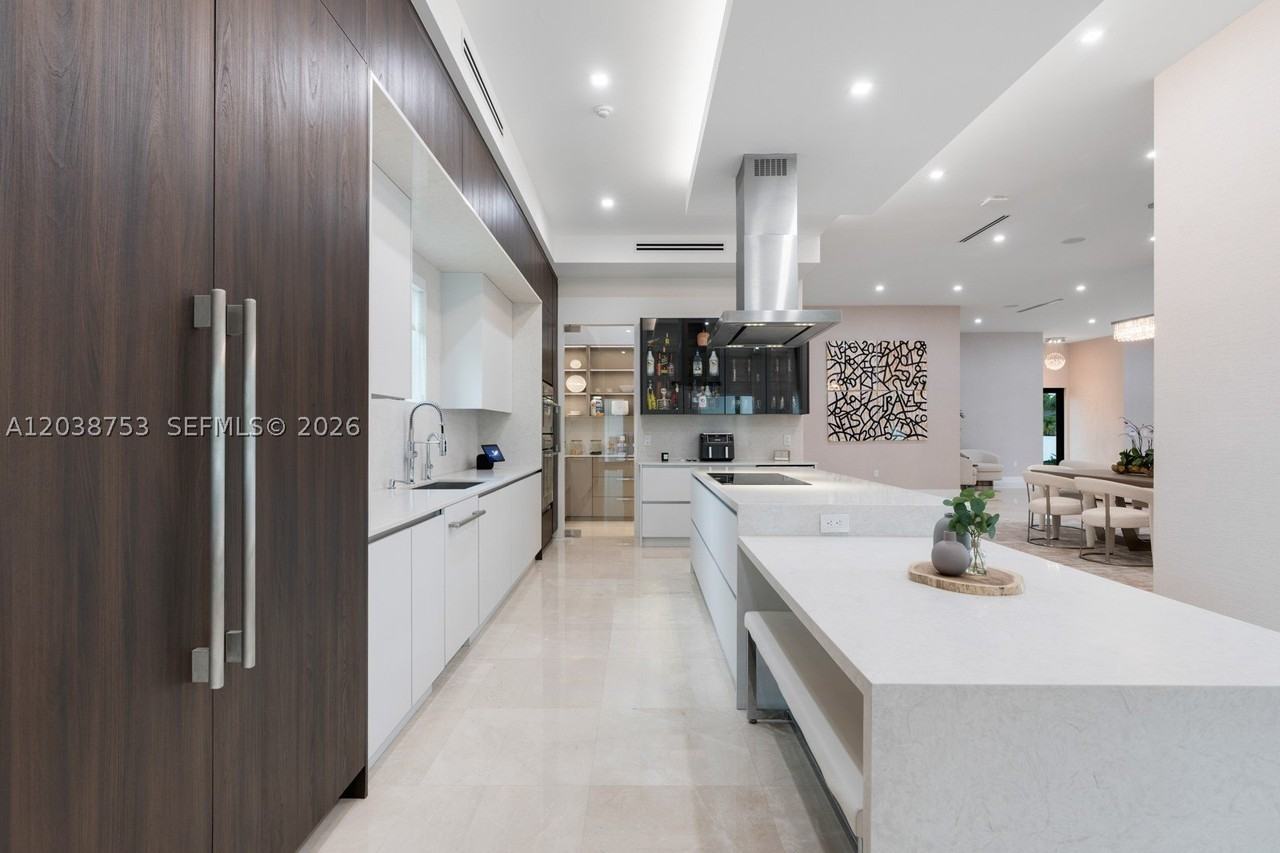 80 Nw 129th Ave - Photo 6 of 38