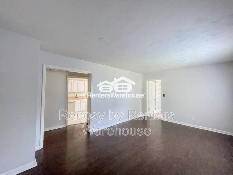 3920 Davis St - Photo 3 of 25