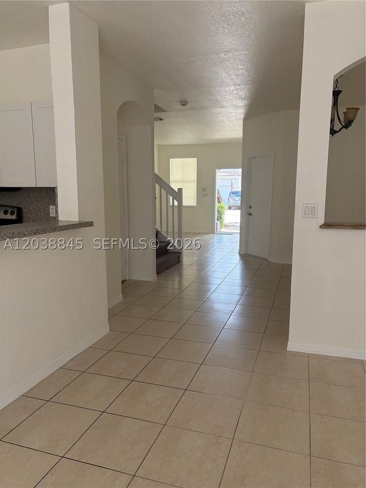 12393 Sw 124th Ter - Photo 2 of 24