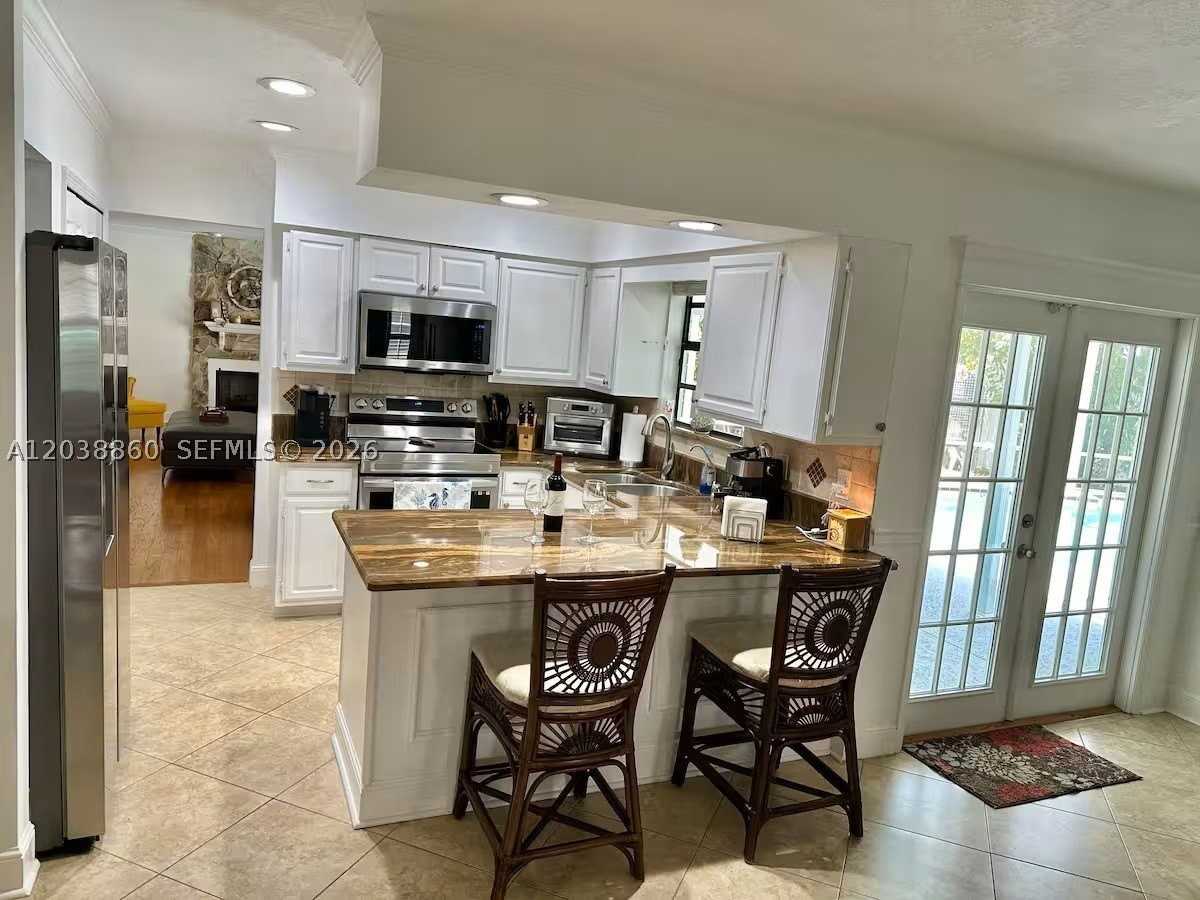 2515 Se Petit Ln #2515 - Photo 2 of 3
